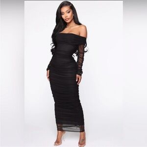Fashion Nova Black Long Sleeve Ruched Mesh Maxi Dress Size Medium